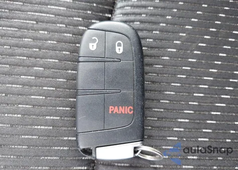 2014 Dodge Journey Sxt z USA, uszkodzony, nr VIN 3C4PDDBGXET167920